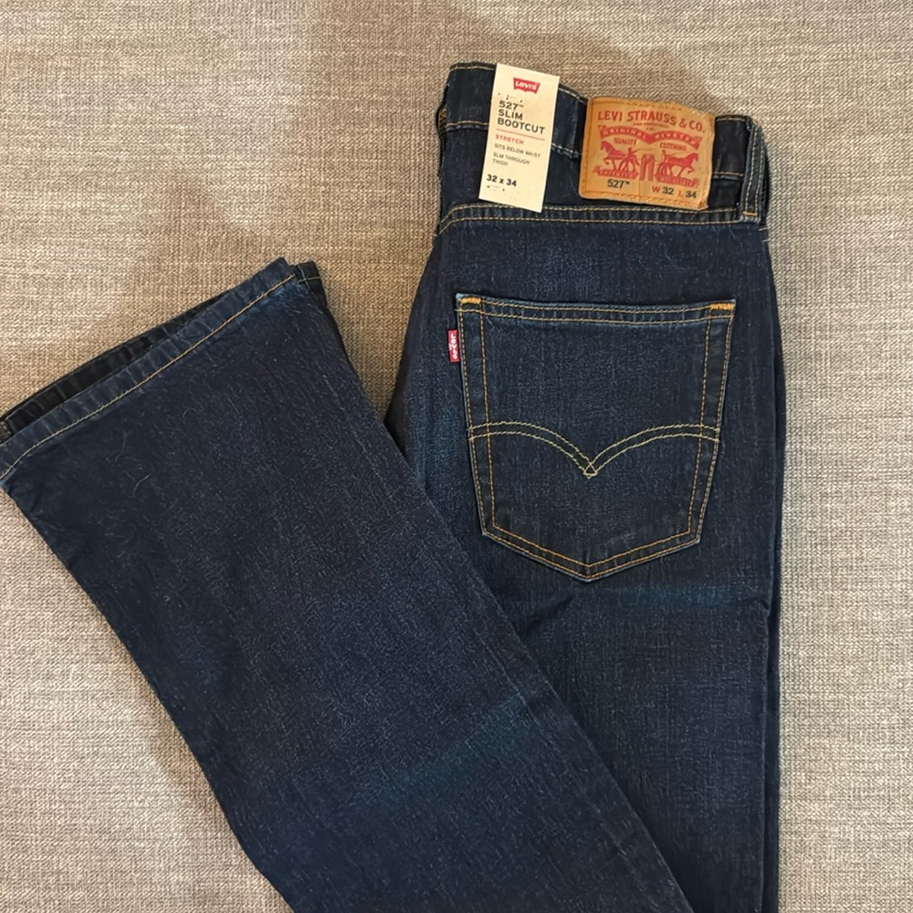 NWT!!! Levi’s 527 bootcut jeans - 32x34
